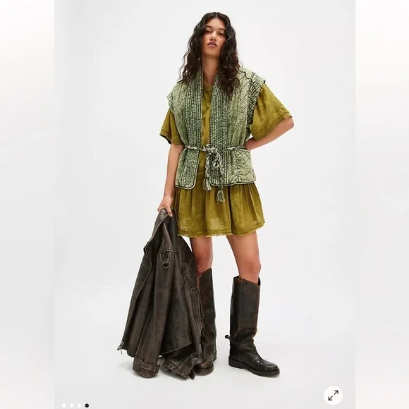 NWOT Free People Picking Petals Embroidered Mini Tunic Dress in Cardamom Seed XS - Picture 4 of 9